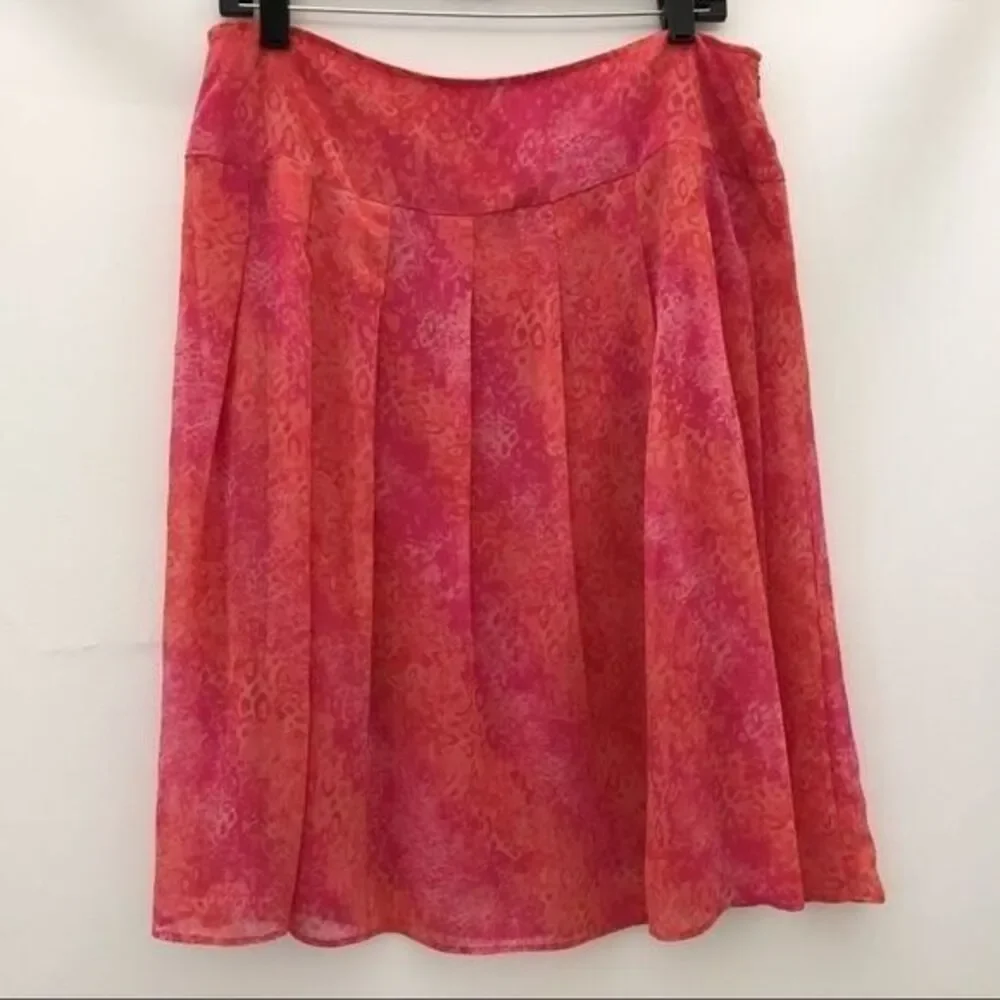 Women's Skirt Size 14 Pink Salmon Animal Print Sheer Pleated‎